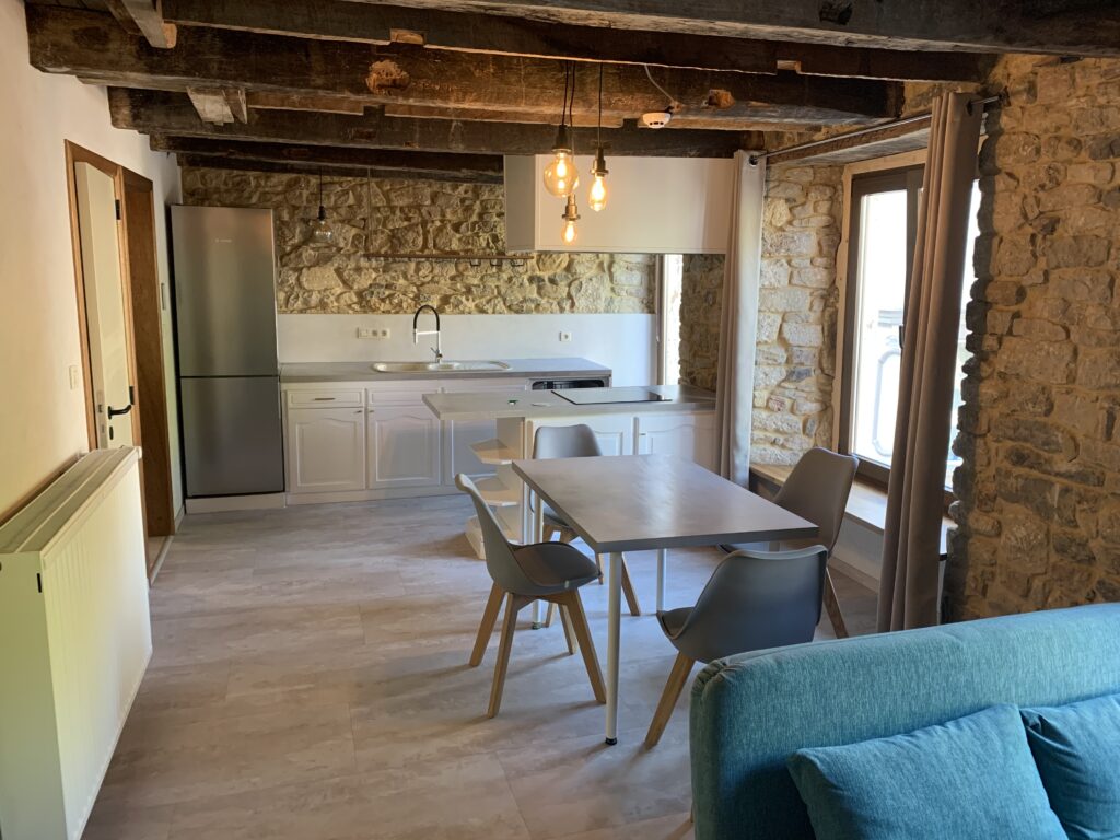 Rénovation d’un habitat ancien après travaux d’éco-rénovation par Trans-Iter